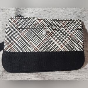 Lands’ End Wristlet 7.5 x 5 black/white/red Cotton Hoodstooth